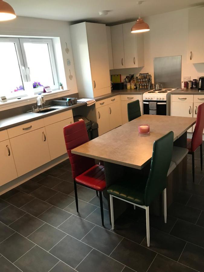 Modern And Bright Home In Quiet And Central Area 因弗内斯 外观 照片